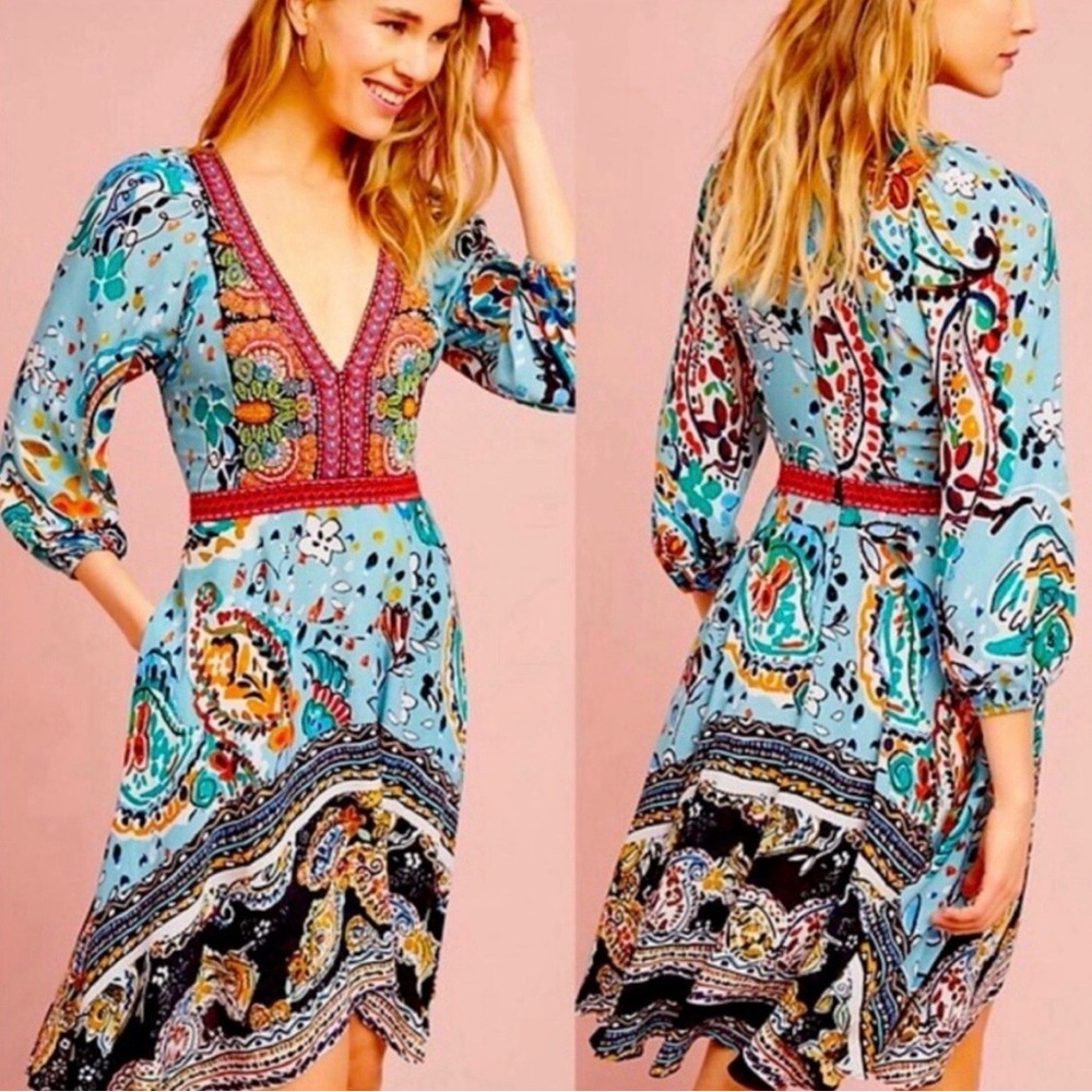 Light Blue Paisley V-Neck Midi Dress with Red Waist Detail